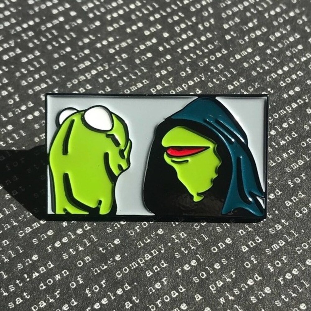 Kermit Star Wars MEME Collectible Enamel Pin NEW! 1076A3